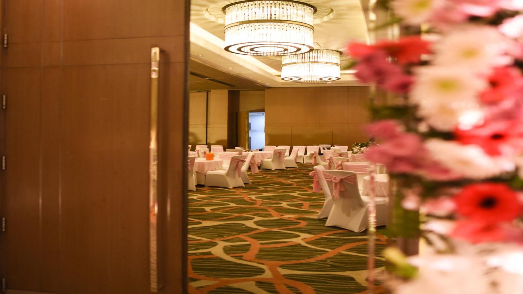 Holiday Inn New Delhi Aerocity By Ihg Exterior foto The ballroom