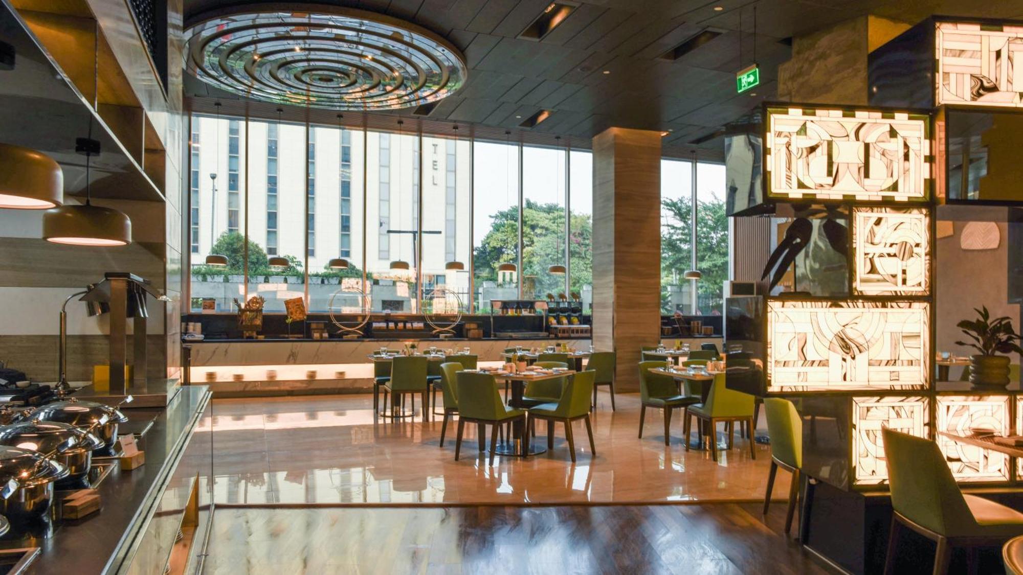Holiday Inn New Delhi Aerocity By Ihg Exterior foto The restaurant