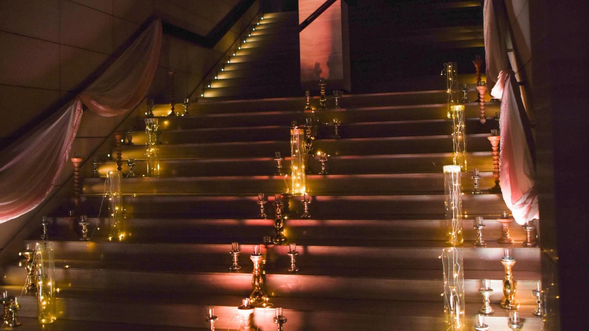 Holiday Inn New Delhi Aerocity By Ihg Exterior foto The staircase at the 83rd Academy Awards