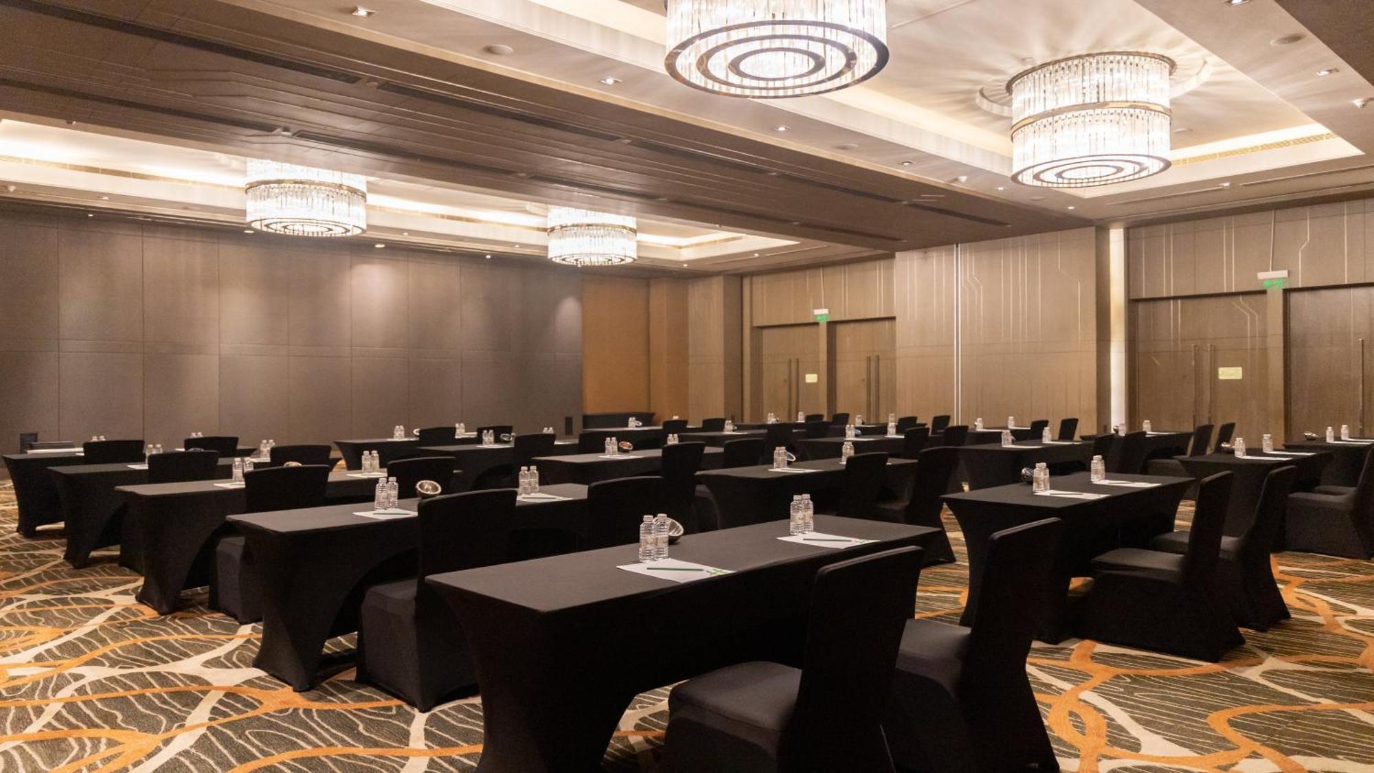 Holiday Inn New Delhi Aerocity By Ihg Exterior foto Meeting room